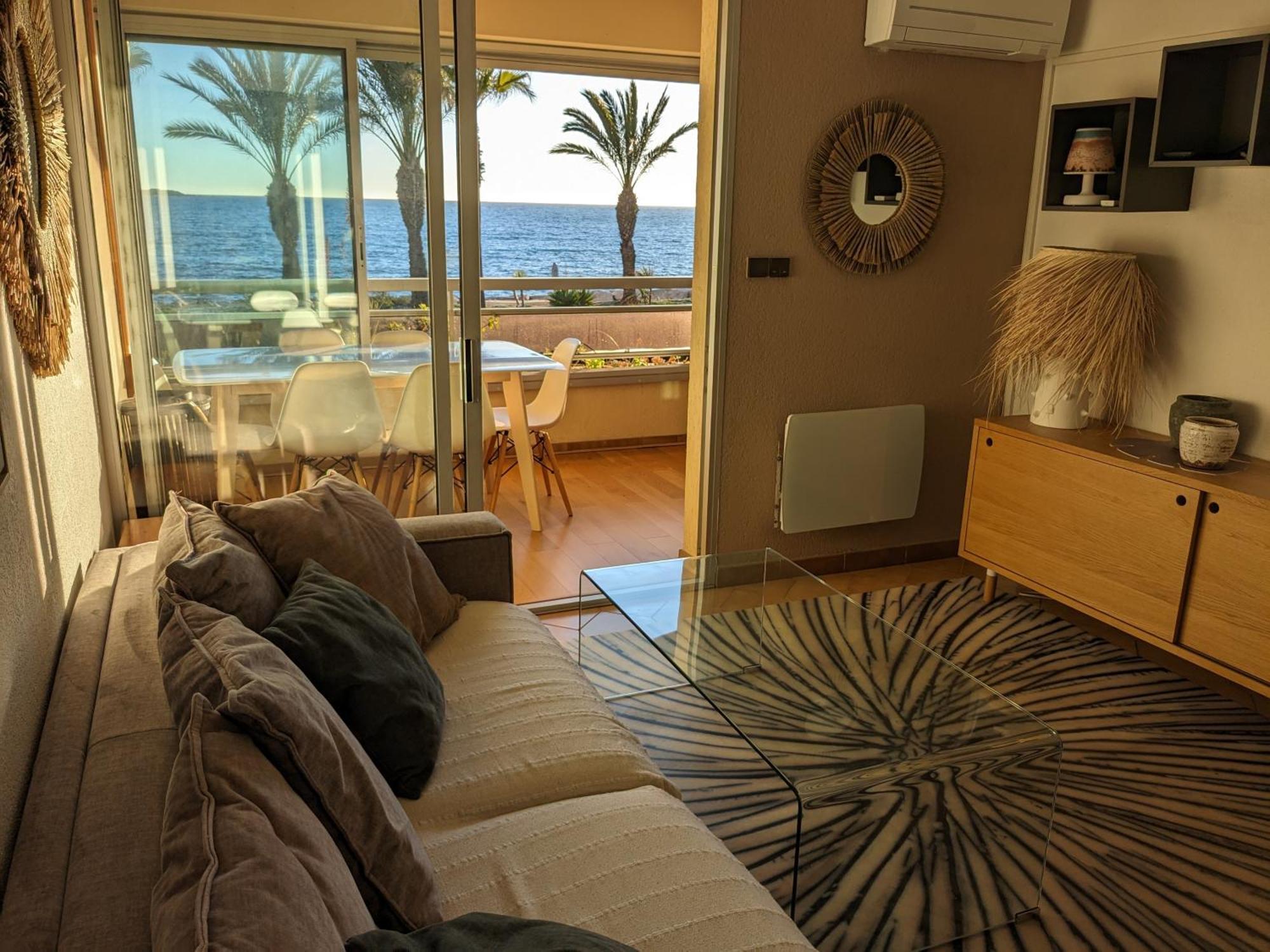 "Le Palmier Dore", Cosy T3 A 3 Minutes A Pied Des Plages, Parking Et Clim Sanary-sur-Mer Exterior foto